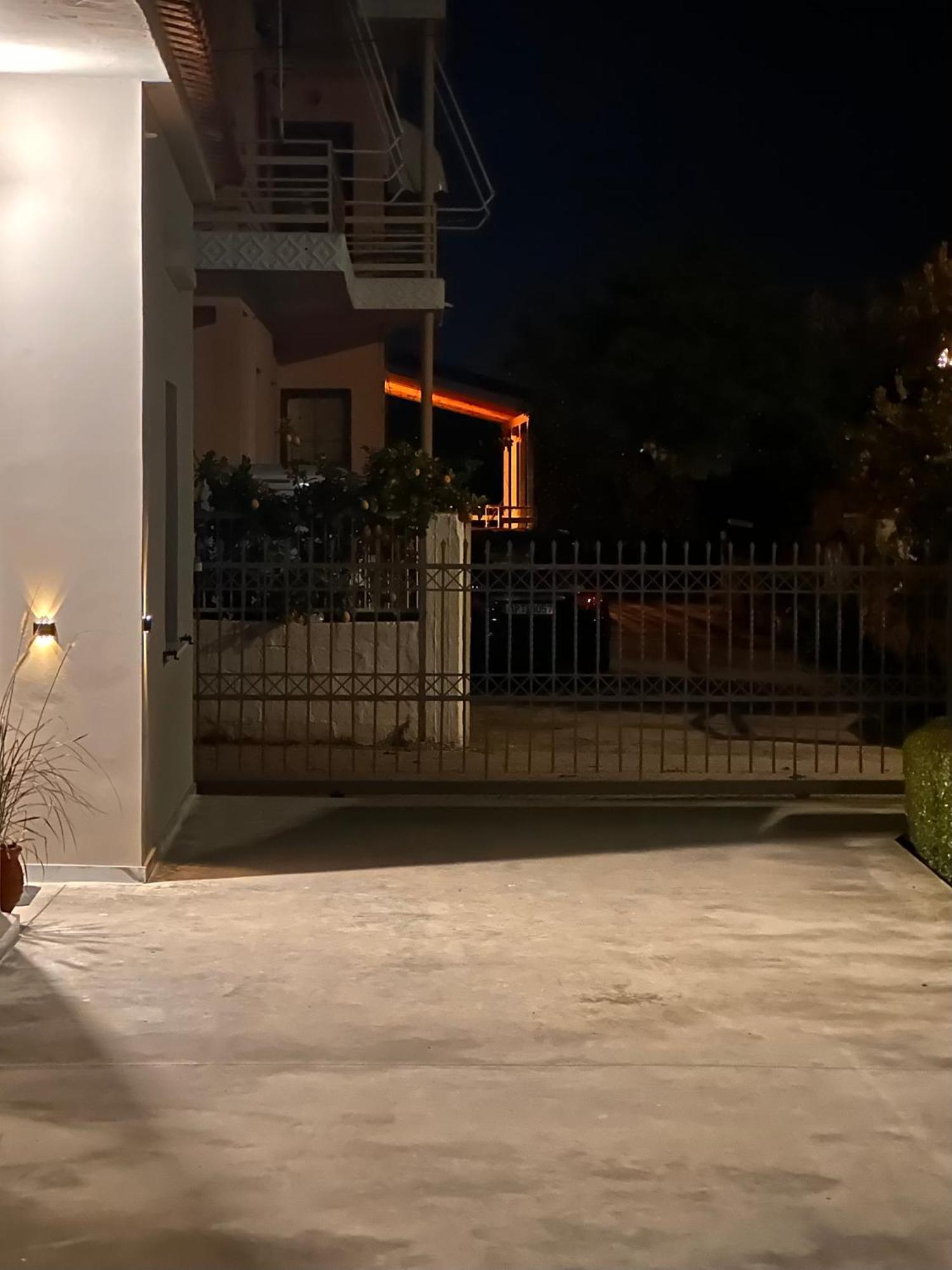 Aura House Villa Koutsopodhi ภายนอก รูปภาพ